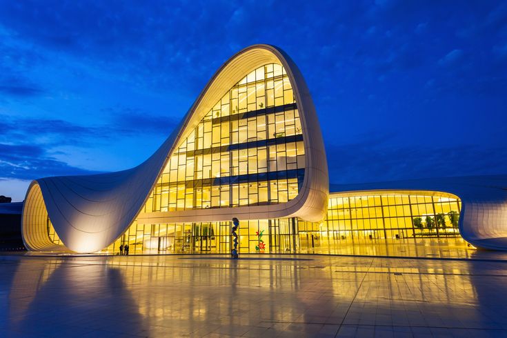 12-of-the-Most-Beautiful-Buildings-That-Defy-Gravity